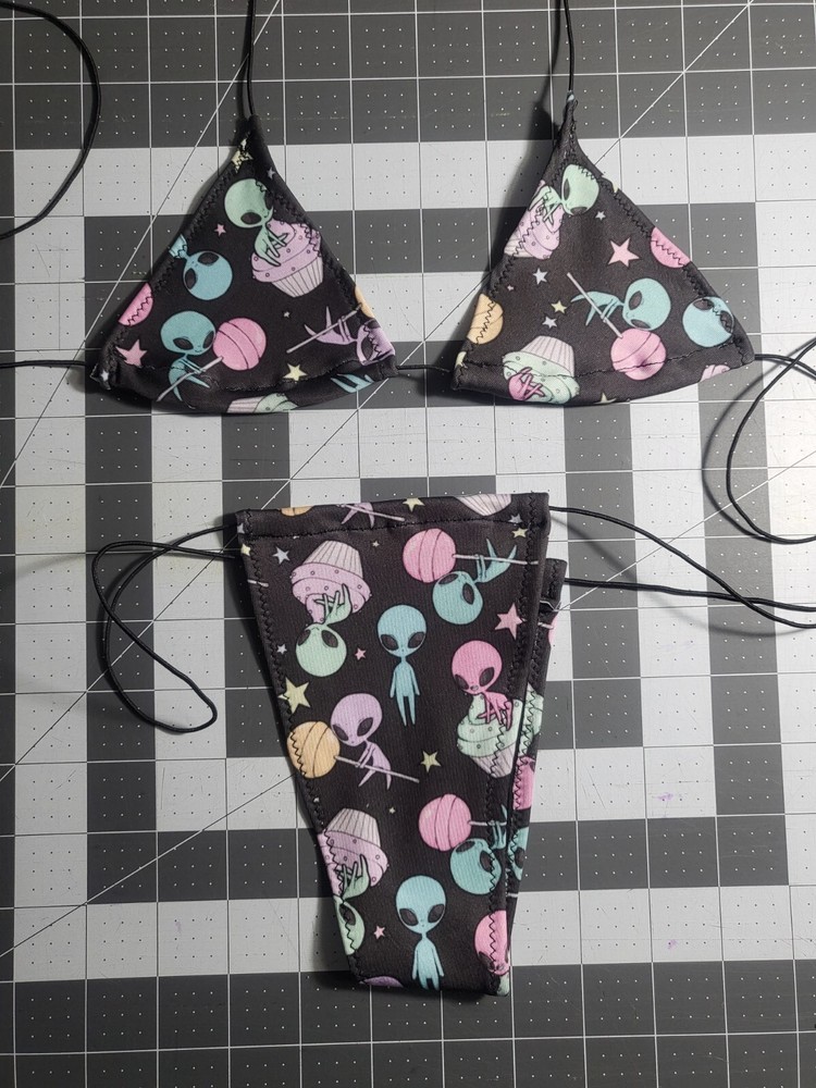 Fully Lined Kawaii Aliens Microkini 2pc Set