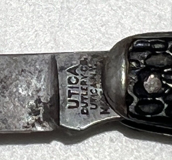 utica pocket knife