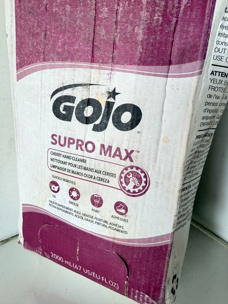 GOJO Supro Max Cherry Hand Cleaner 2000mL 67oz Dispenser Refill (rack)