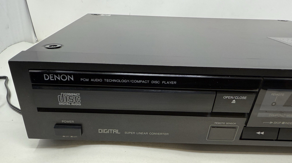 Denon DCD-1100 CD Player ~ Works ~ No Remote