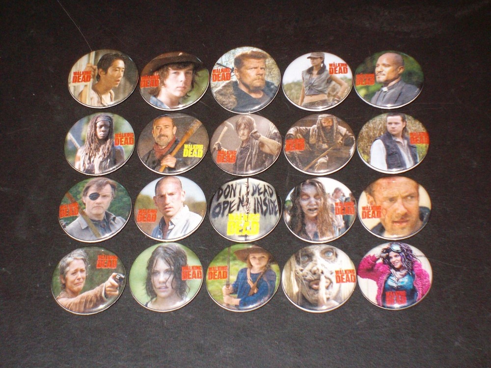 The Walking Dead Buttons /  Pins Set Of 20