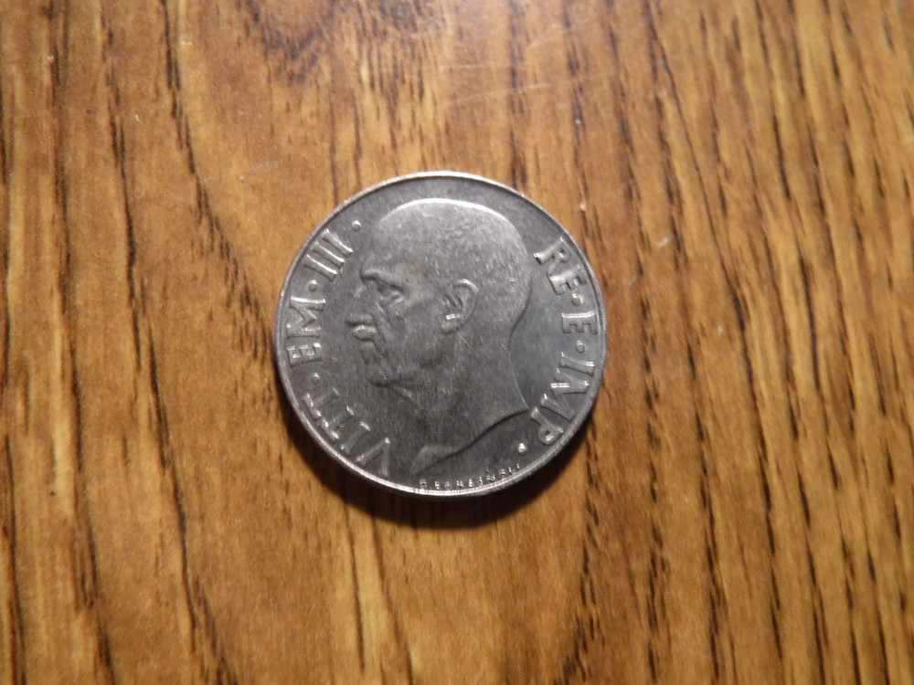 ITALY 20 CENTESIMI 1943 COIN (807)