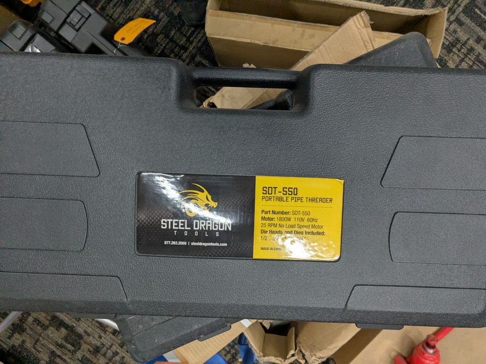 Steel Dragon Tools SDT 550 2000W Hand Held Pipe Threading Machine