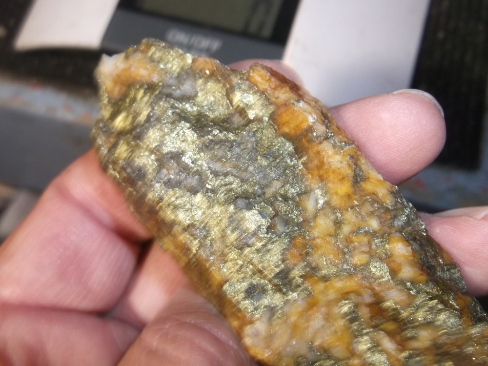 gold silver copper ore, 100 grams samples ,ore high grade .