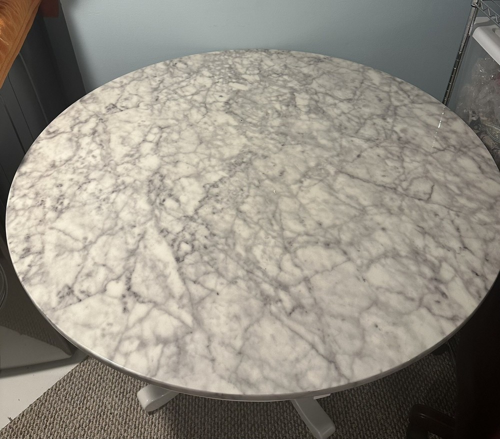Dining Room Round Table and 4 Parsons Chairs Set