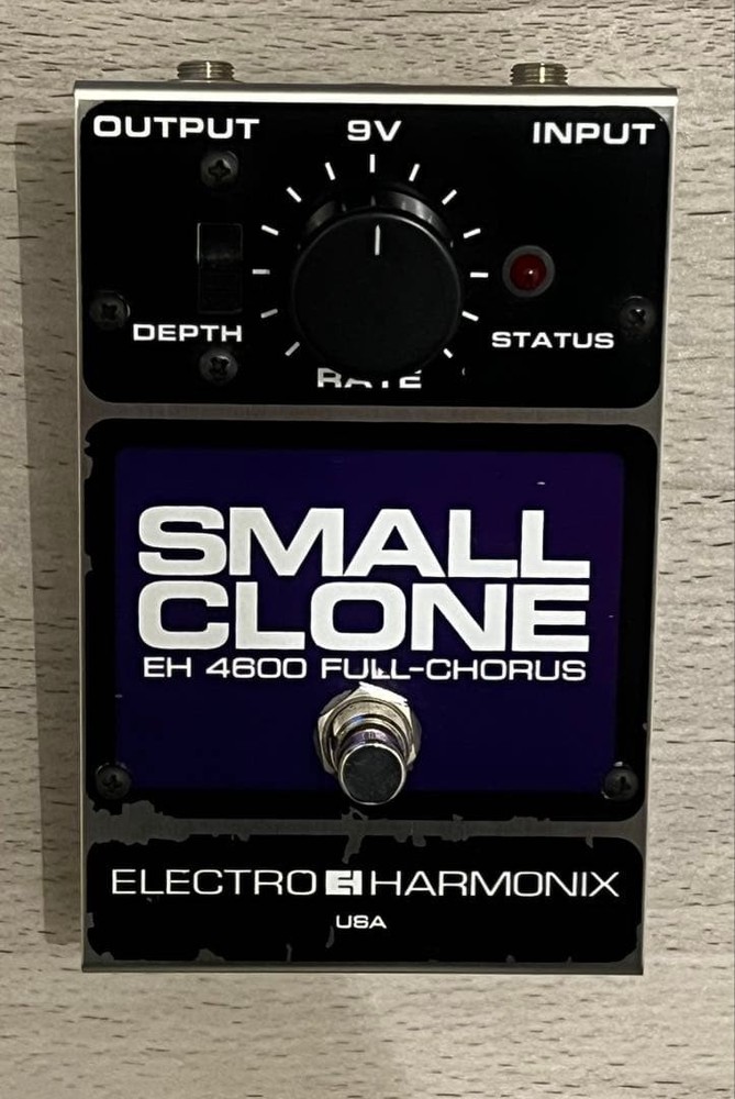ELECTRO HARMONIX SMALL EH 4600
