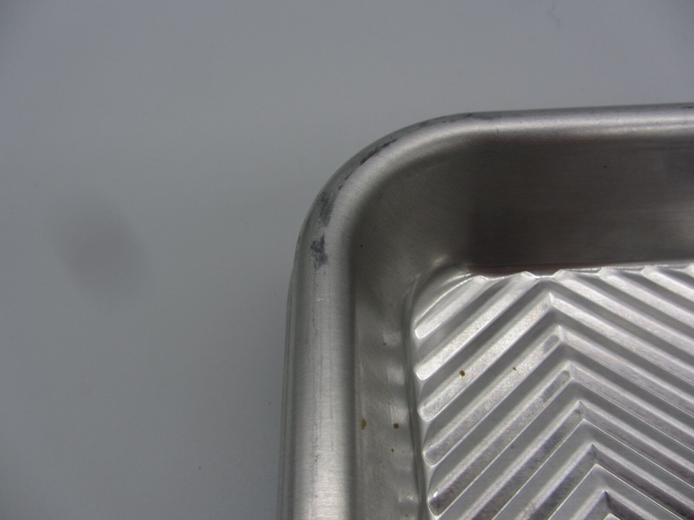 Nordic Ware 2 Pack Prism Quarter Sheets New!!