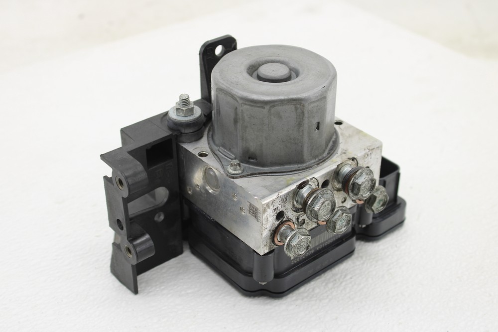 14-16 Harle Davidson Electra Glide ABS Pump Unit Module 41100013