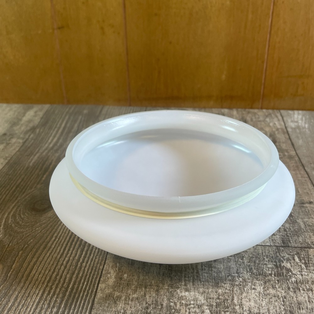 Hampton Bay Hugger 52in 1004751910 Replacement Globe