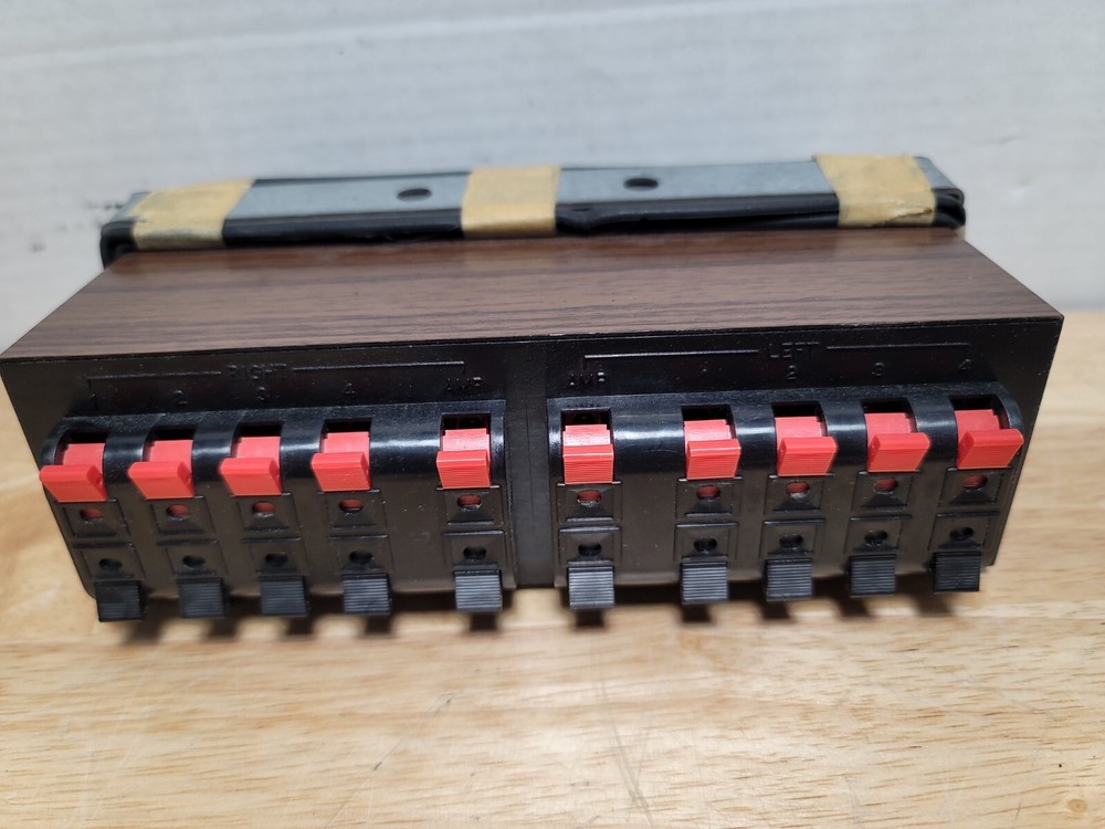 REALISTIC STEREO HIGH POWER REMOTE 4 SPEAKER SWITCH w/mounting bracket