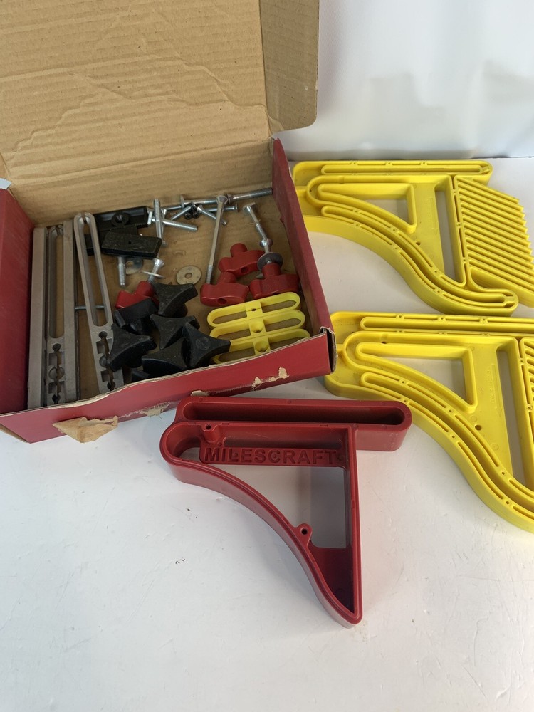 D/T Feather Board Yellow for Router Table Misc Red Spacer