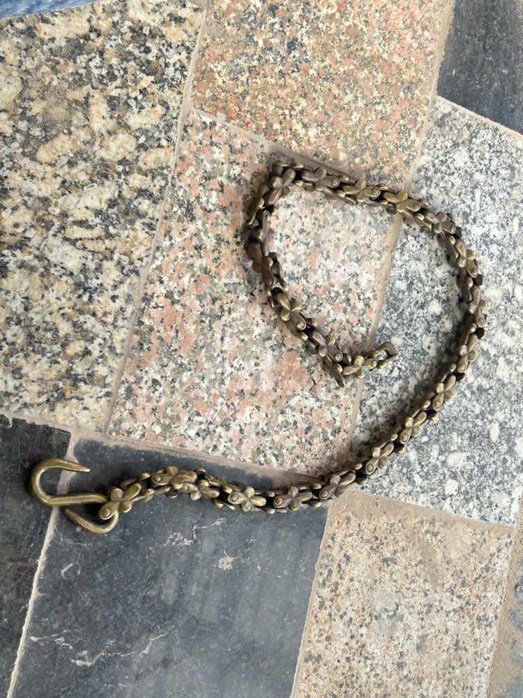 OLD VINTAGE HAND MADE SOLID BRASS CHAIN LAMP HANGING CEILING HANGING CHAIN B2
