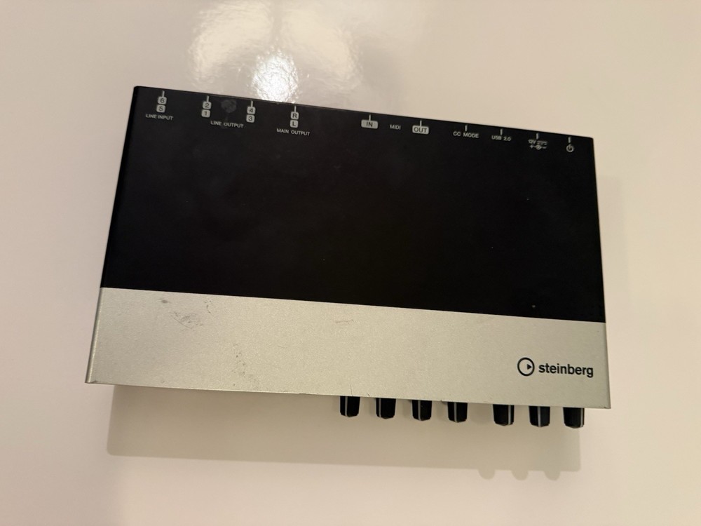 Steinberg USB Audio Interface UR44 - Studio Recording Interface