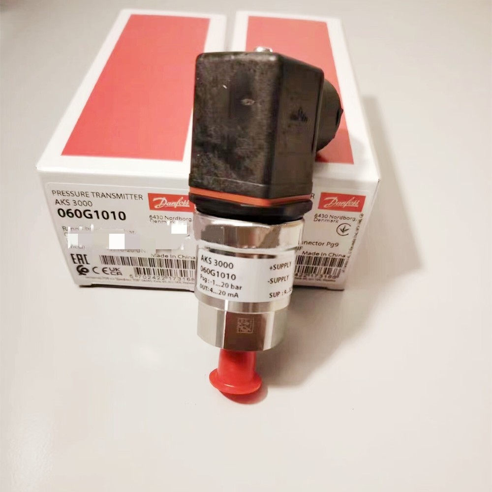 1PC Danfoss AKS3000 060G1010 pressure transmitter