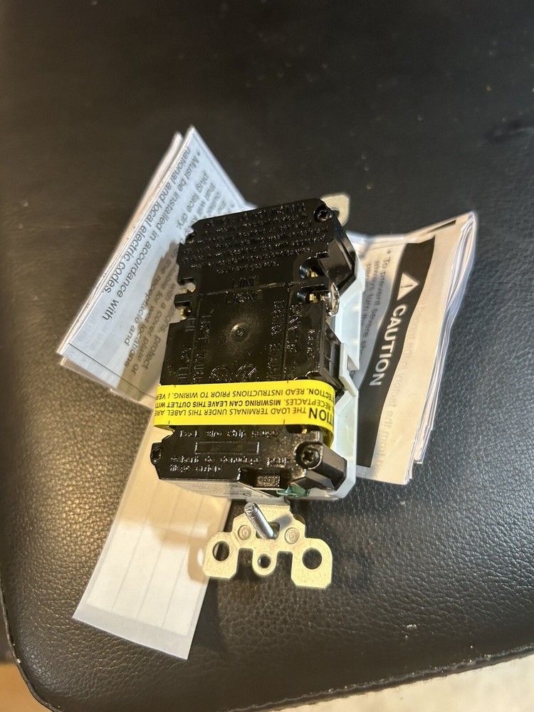 New Leviton Smartlockpro GGCI