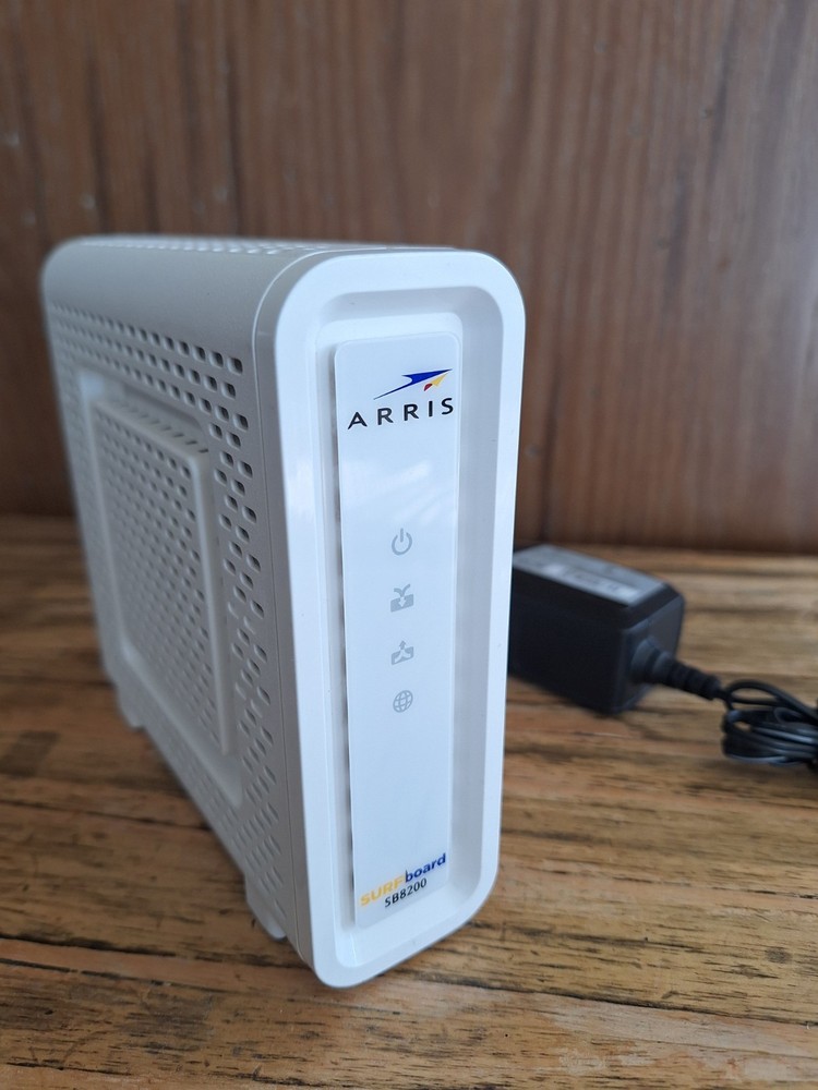 ARRIS SB8200 Surfboard Cable Modem Fast DOCSIS 3.1 Tested