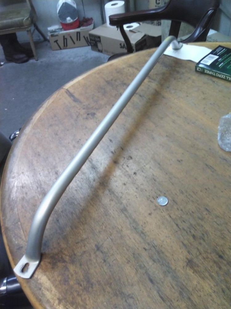 For 2005 INTERNATIONAL 9400I CAB HANDLE ,  MN