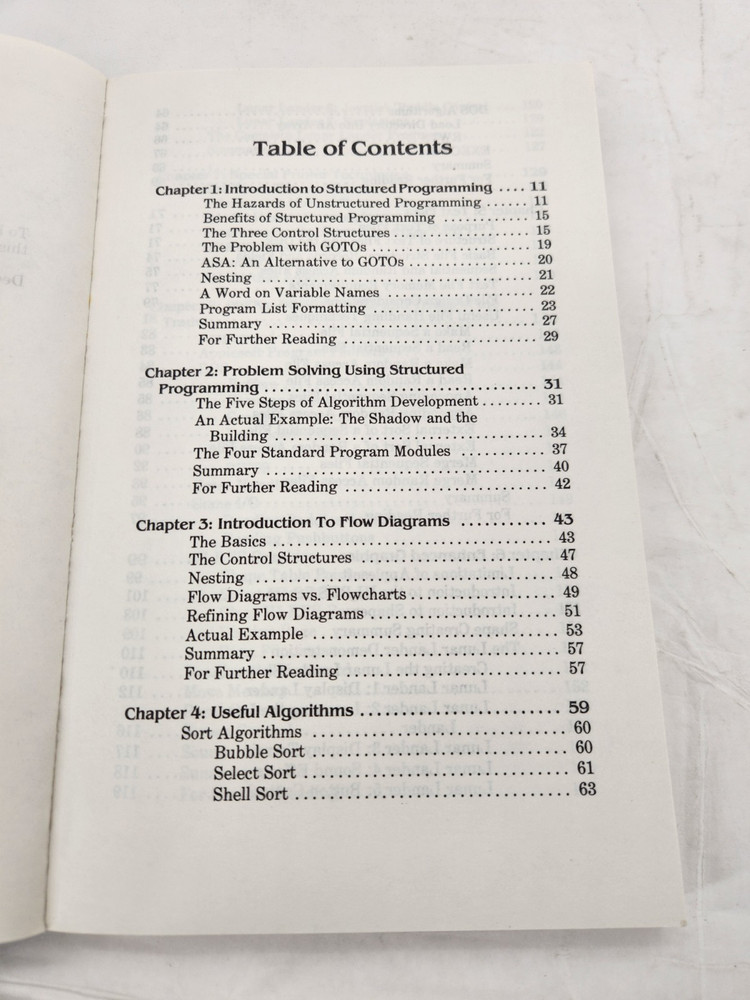 Intermediate Apple by Bill Parker 1984 for Basic Programmer Apple II Computer