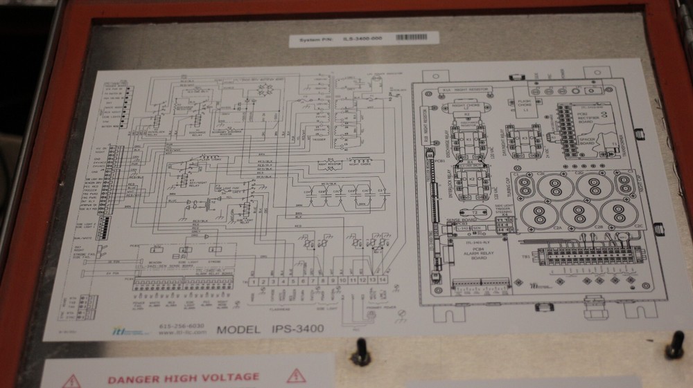 ILS-3400 Medium Intensity Dual Lighting Control box -- Parts -- missing 1 CAP