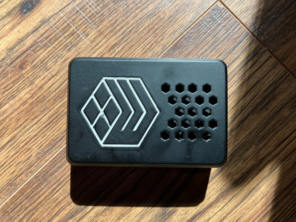ElastOS ELAbox Limited Edition 1/108