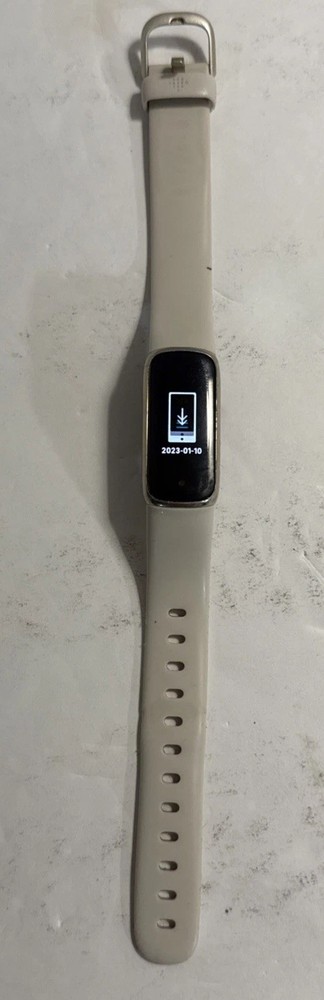 Fitbit Luxe Activity Tracker - FB422 (White) Untested Read Description