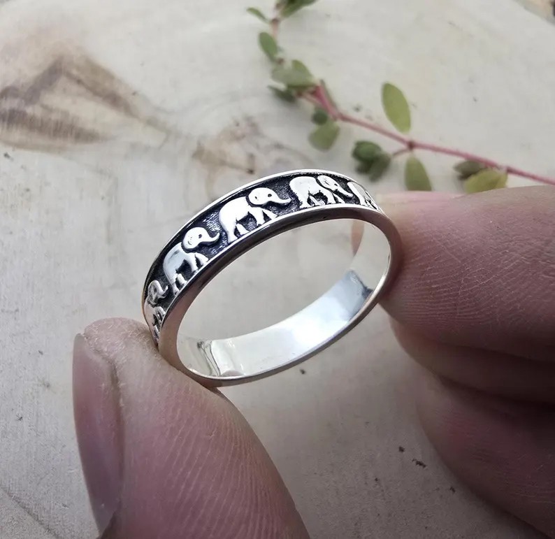 Solid 925 Sterling Silver Elephant Parade Band Lucky Animal Boho Handmade Ring