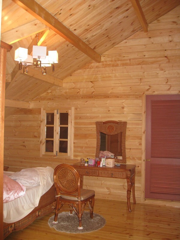 SPICE 2 Bedroom Solid wood House with Kitchen and Bathroom With Loft