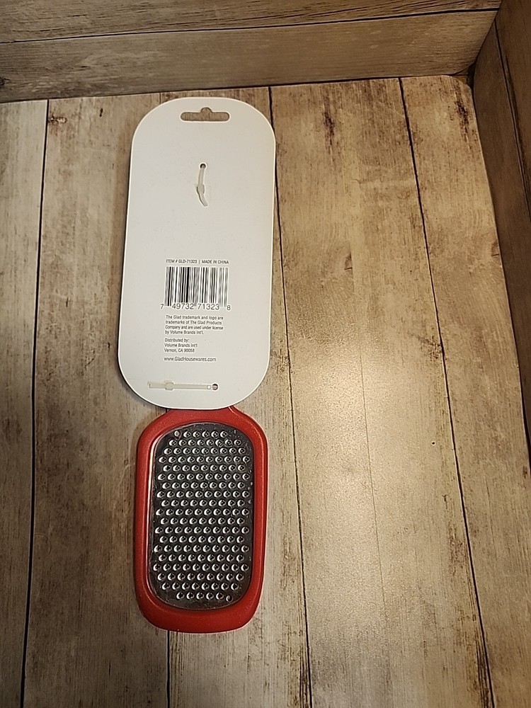 1pc Plastic Cheese Grater. Easy Grip Handle. GLAD Brand