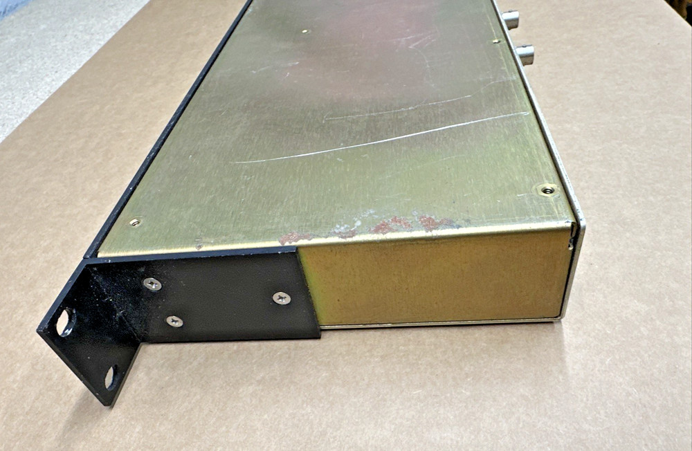 Connect systems Inc CSI LT-4200 LTR Trunking Repeater Controller Powers On/Test