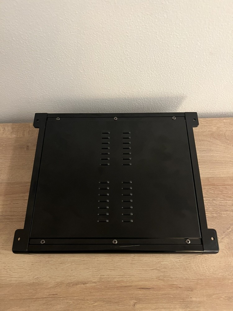 WestCoast Customs 700 Watts Amplifier