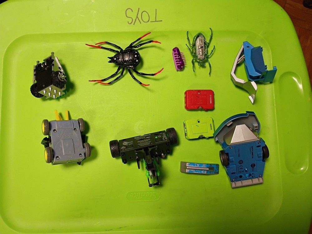 Hexbug BattleBots Bugs & BattleBots Controllers Lot Parts As Is