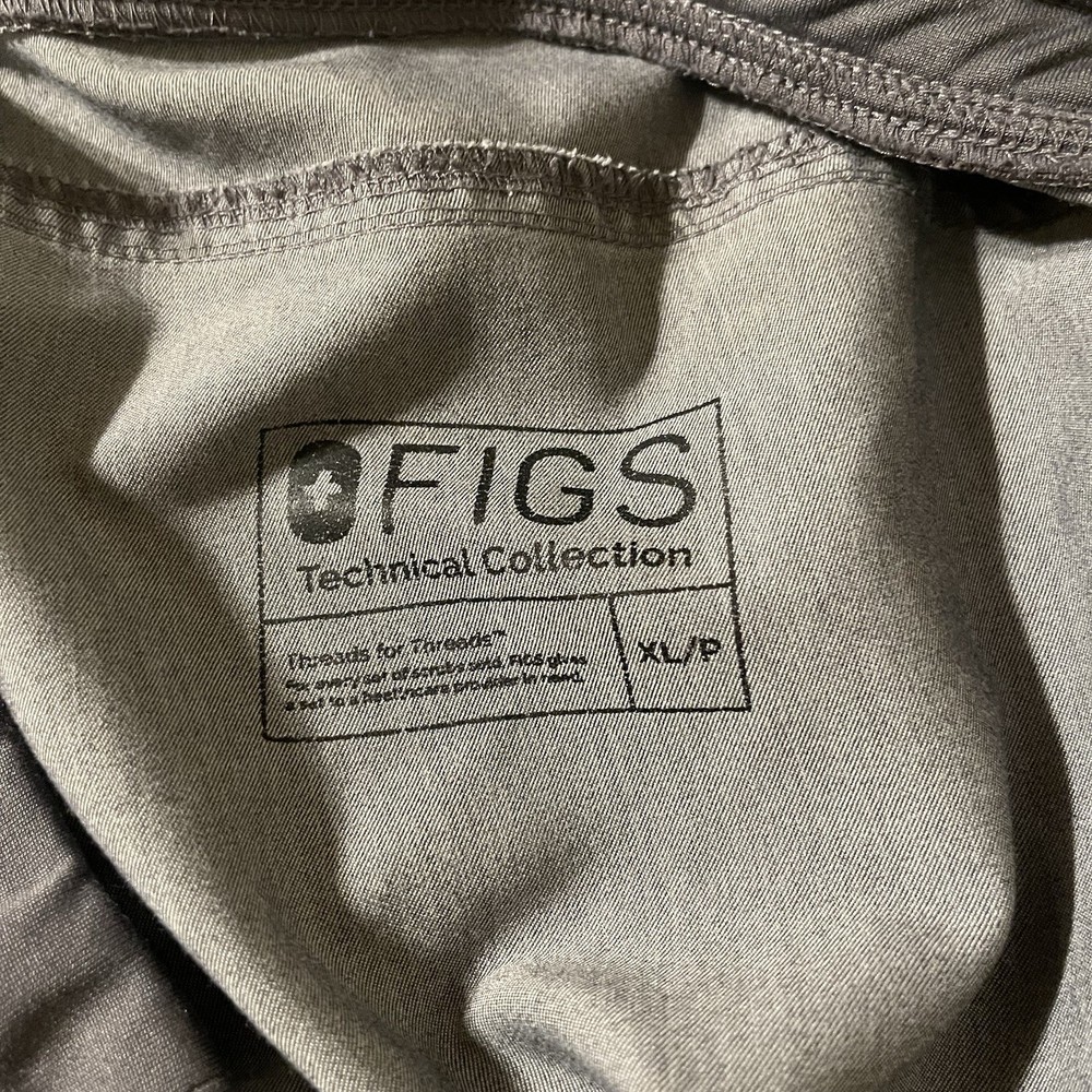 FIGS Scrub Set - Casma and Kade Graphite