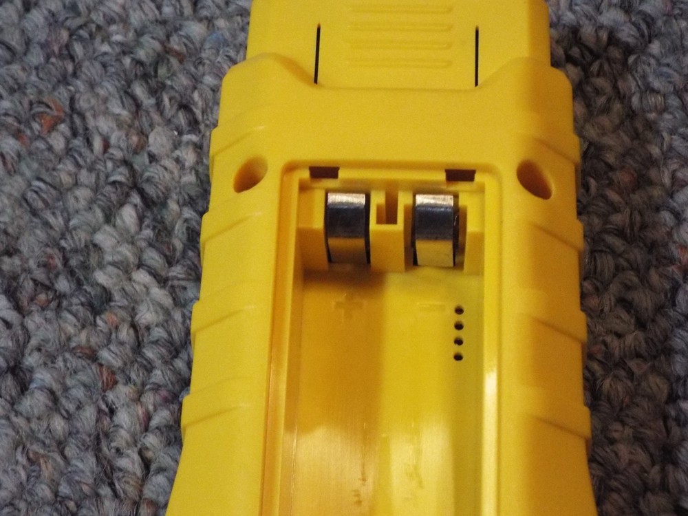 KLEIN TOOLS VDV526-100 Lan Explorer Data Cable Tester with Remote Insert