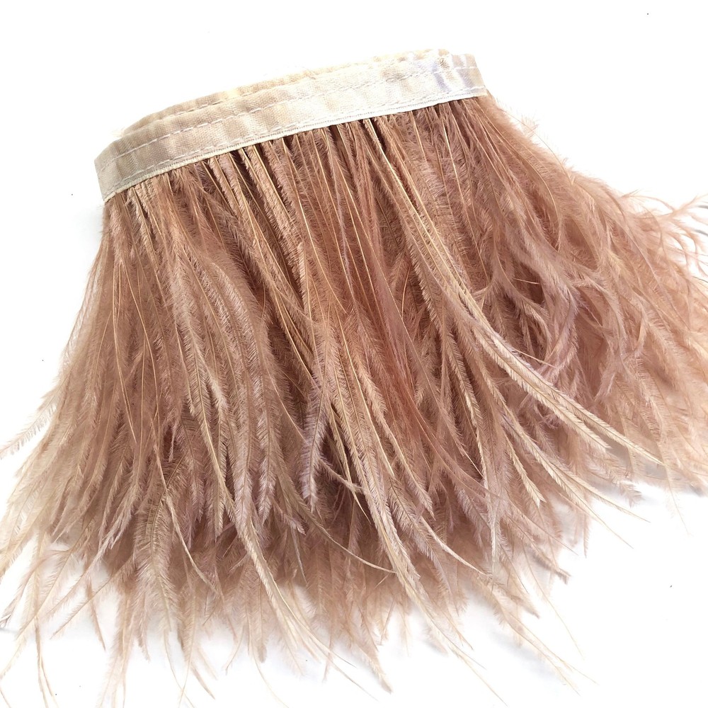 Ostrich Feathers Strung per 10cm - Latte