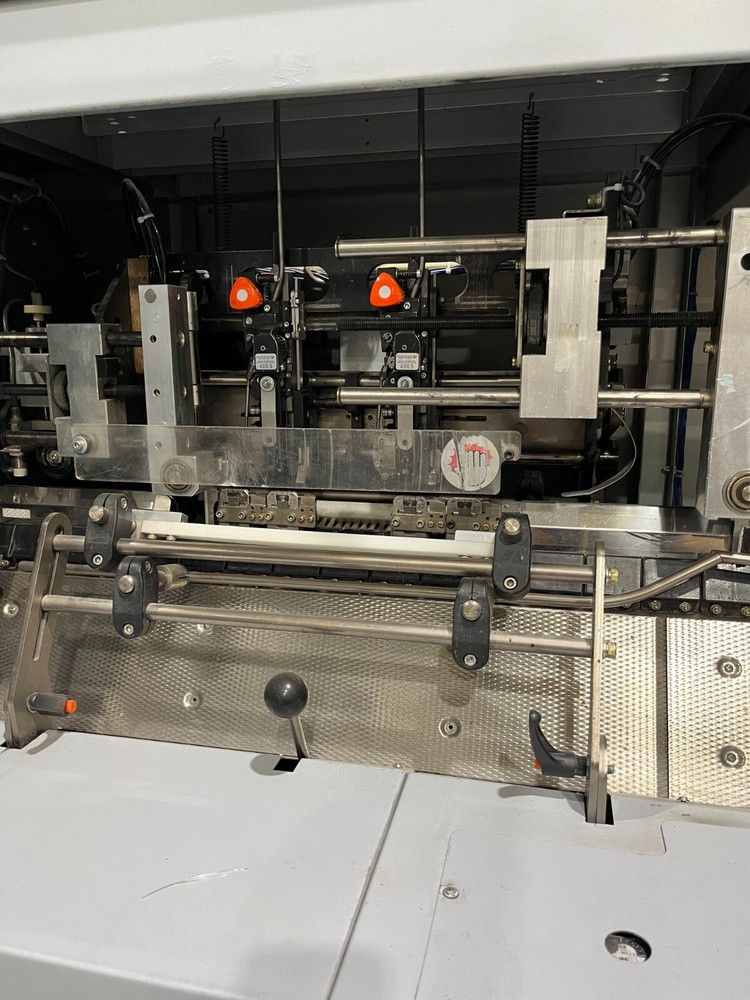 horizon saddle stitcher