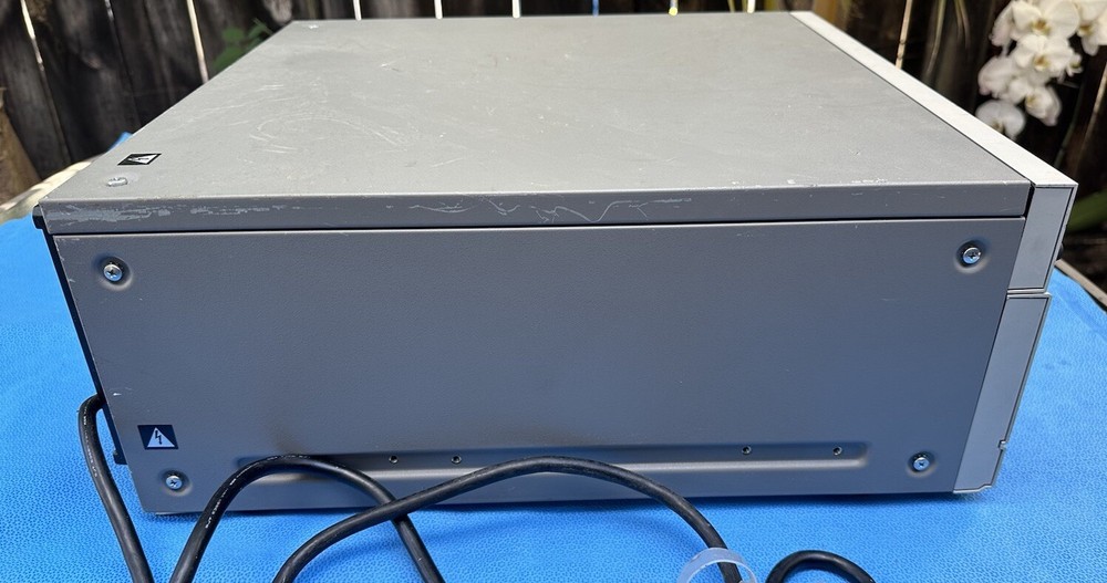 PANASONIC AG-7500 VIDEO CASSETE RECORDER. Great Condition!