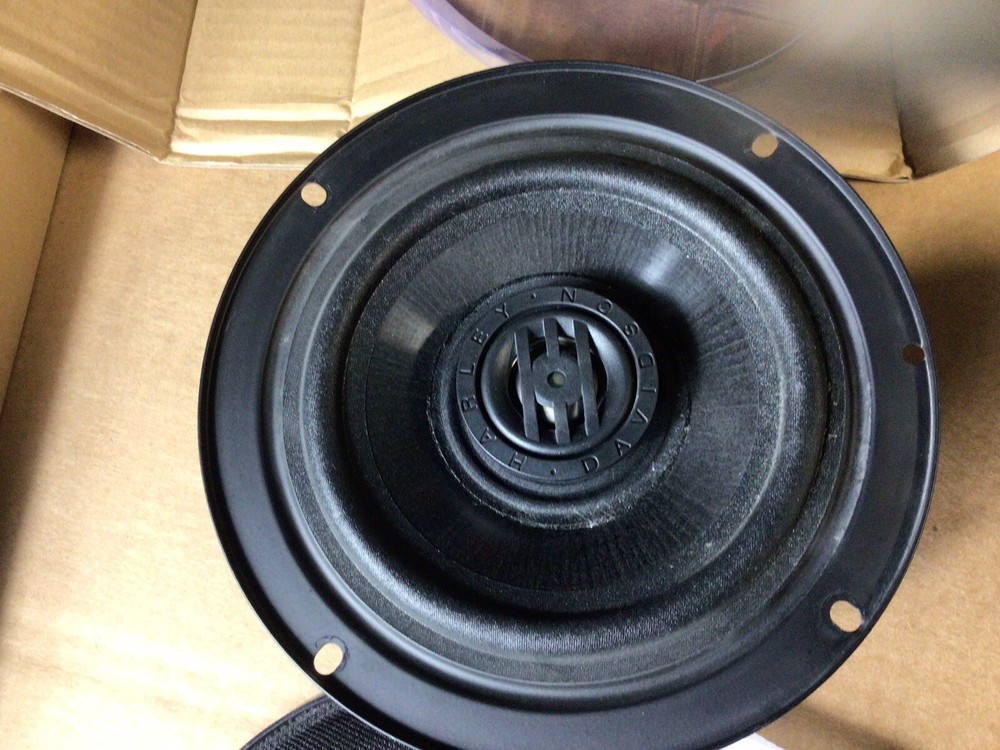 Harley Davidson - Stock Speakers