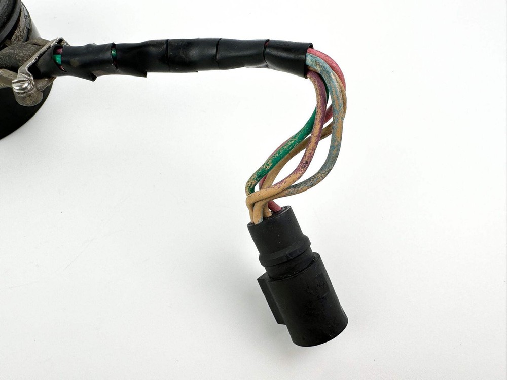 1995 Evinrude 115 HP 2 Stroke Outboard Timer Base Assembly 0763776 OEM