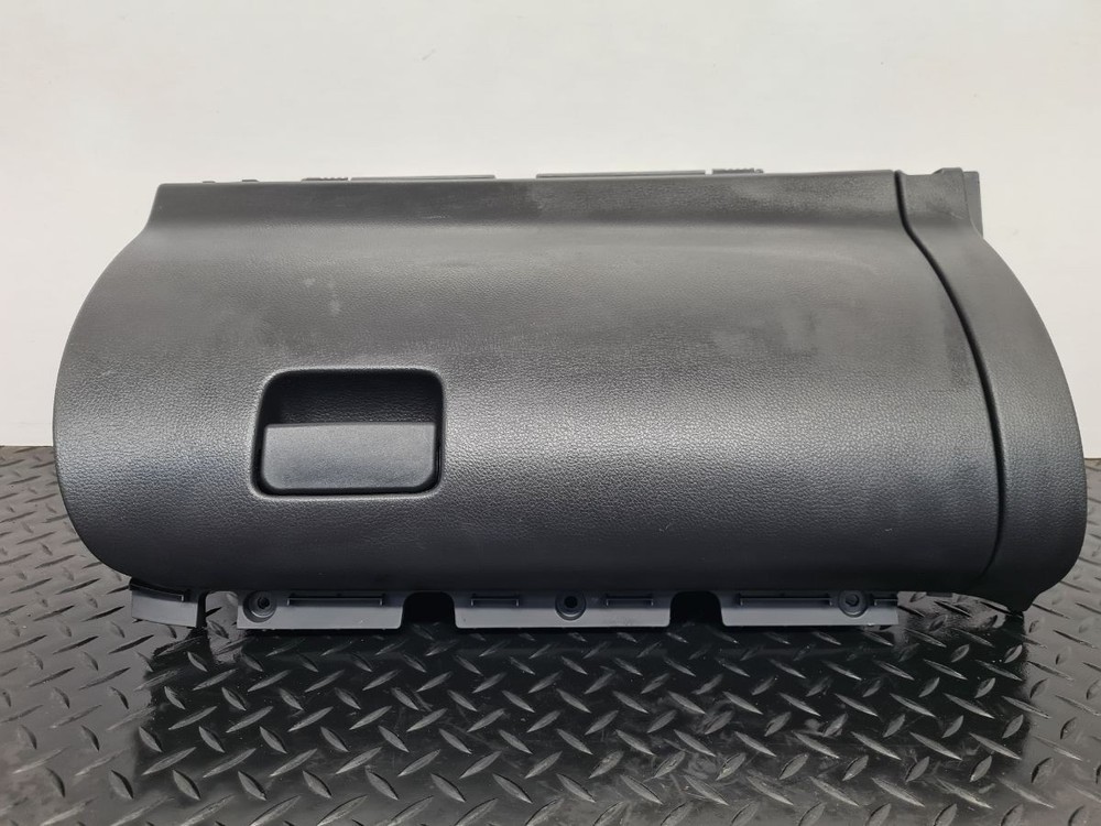 Mitsubishi Eclipse Cross Mk1 (ns) 2021 Dashboard Glove Compartment 8006A602