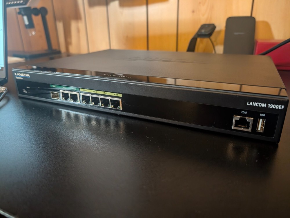 LANCOM 1900EF Multi-WAN SD-WAN gateway for medium-sized infrastructures, Used