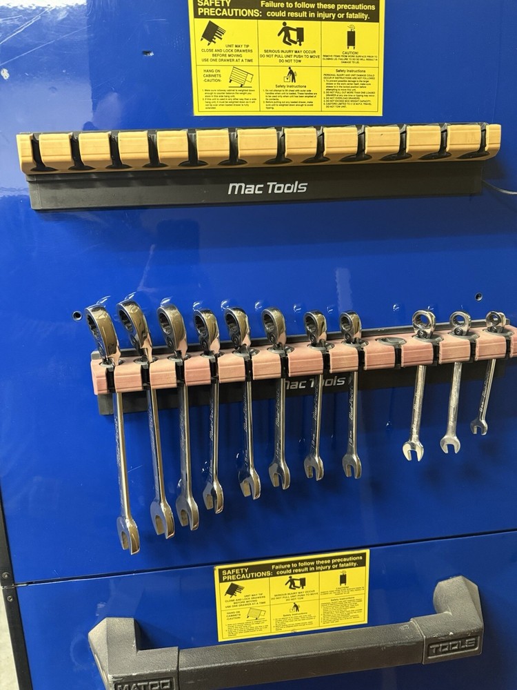 Mac Tools Hanging Wrench Holders Pair (no Tools)