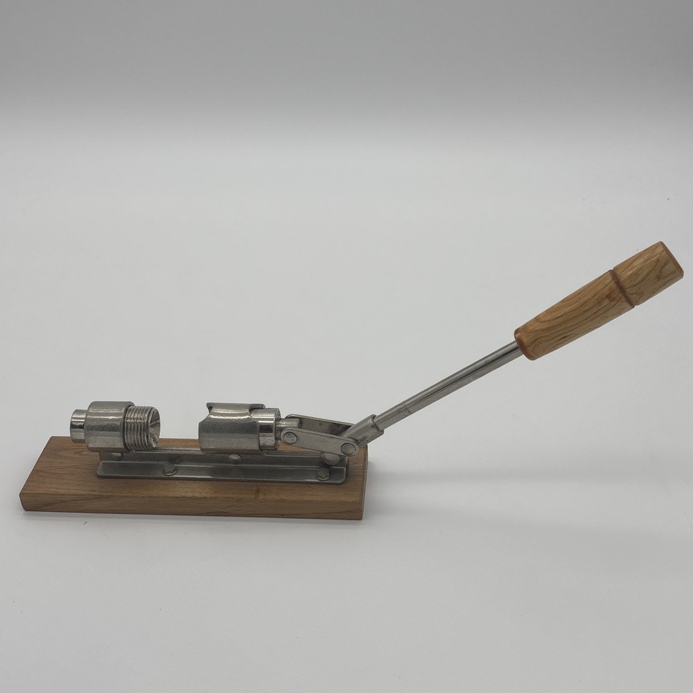 Heavy Duty Nut Cracker Easy Manual Pecan Nutcracker Walnut Sheller