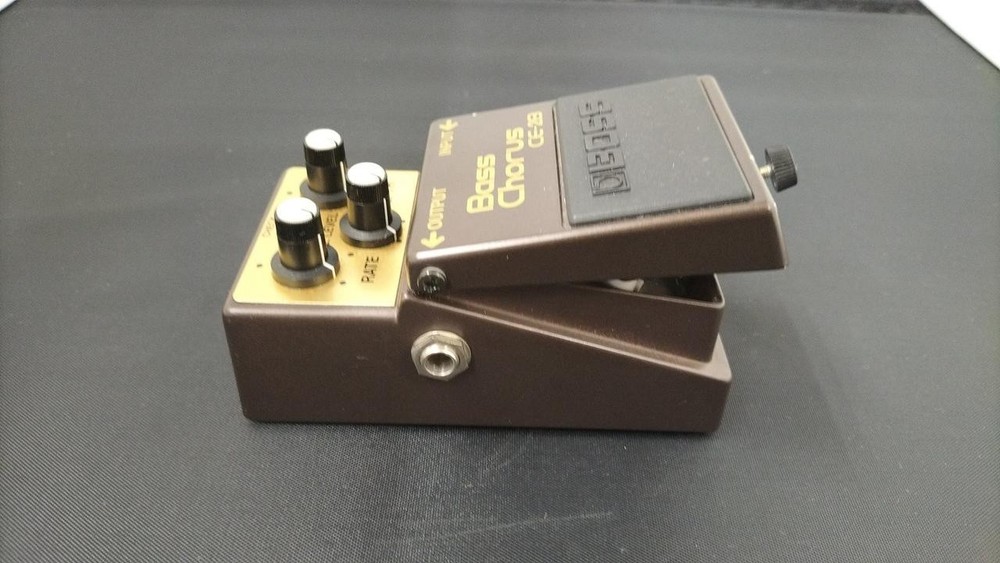 BOSS CE-2B Chorus