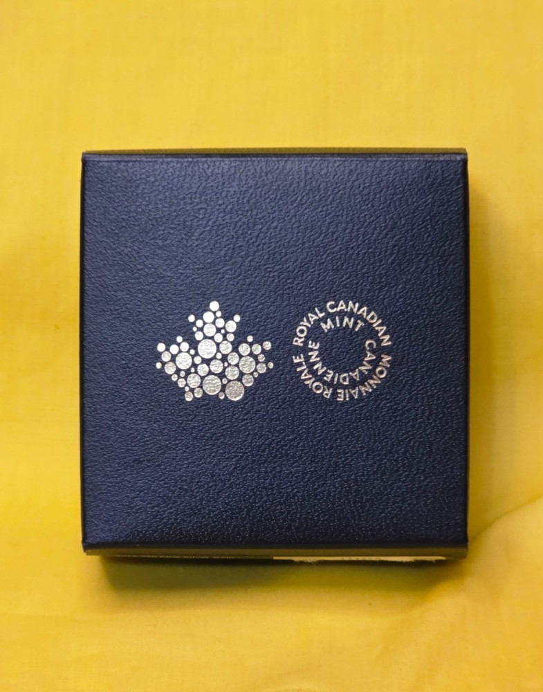2015 Canada Jade Polar Bear 31.39g Silver - Proof With Box & COA