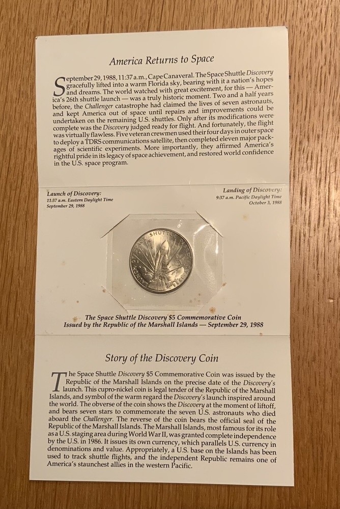 Marshall Islands SPACE SHUTTLE DISCOVERY $5 Commemorative Coin