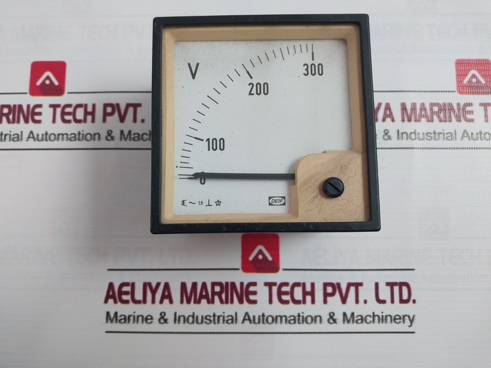 DEIF 0-300 V Voltmeter 1.5