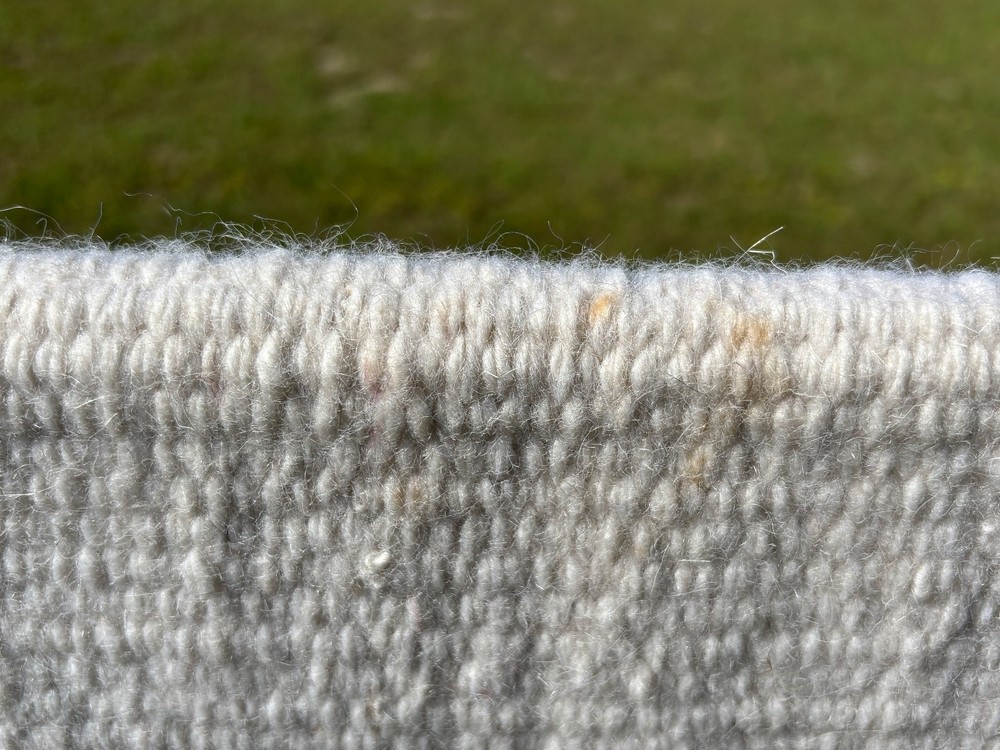 Used White Harris Wool Show Pad 34" X 36"