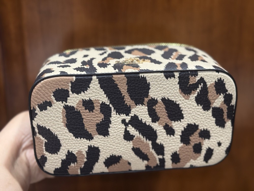 Coach Cosmetic Case With Leopard Print NWT CCF43 In Leopard Multi