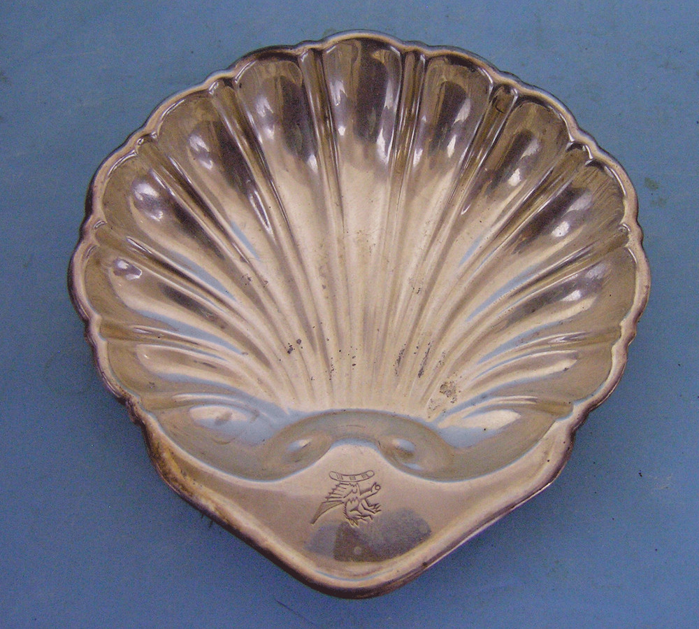 Revere Silversmiths (?) Sterling Silver Shell Shaped Trinket Ring Dish #61 (U)