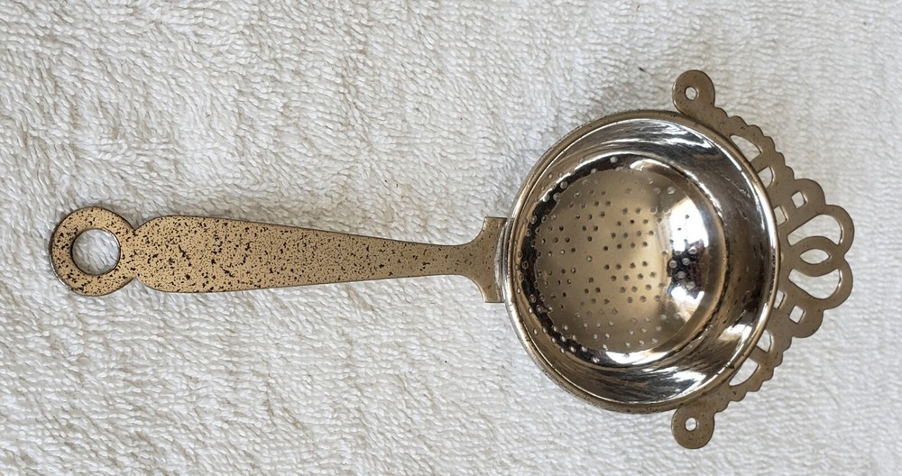 ANTIQUE/ VINTAGE GERMAN SILVER TEA STRAINER & UNDERPLATE